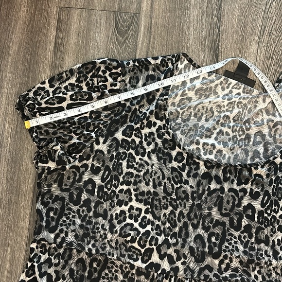 Women’s Style & Co. animal print short sleeve blouse Size 3X - Picture 7 of 10